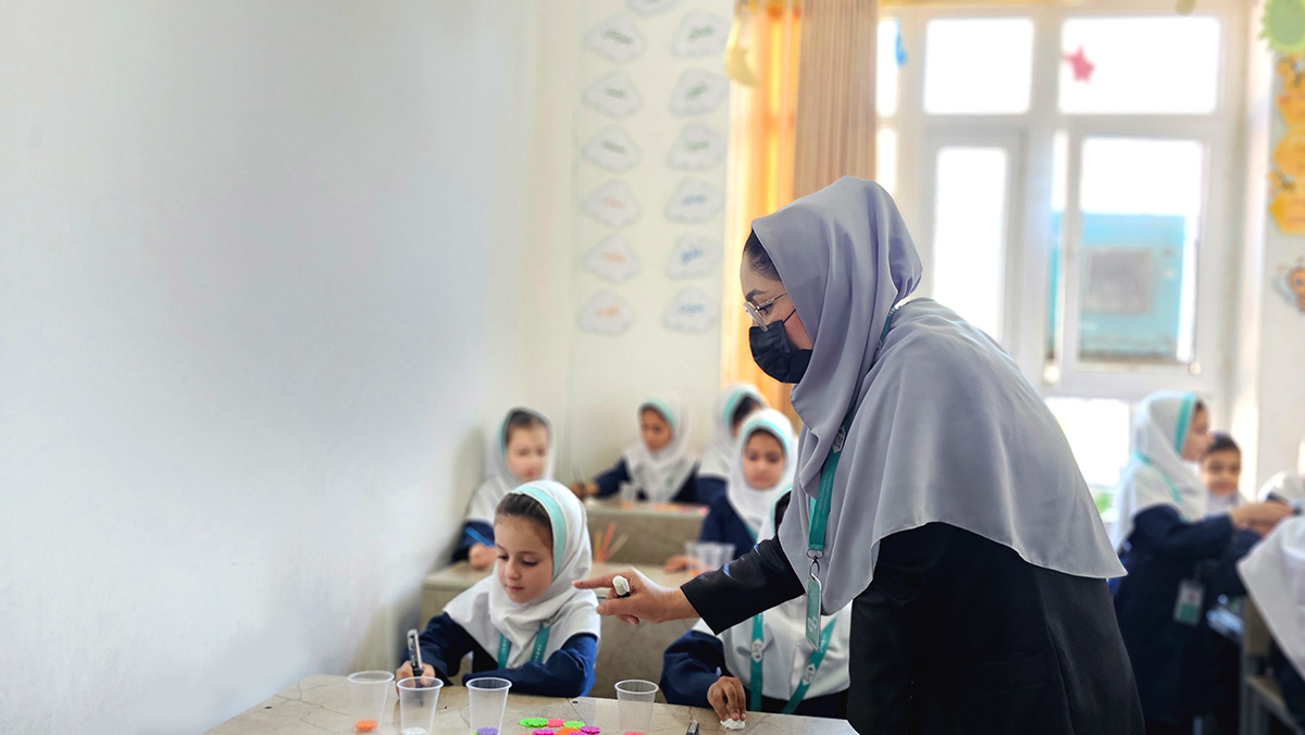 فرحناز رحیمی program at Raha Foundation