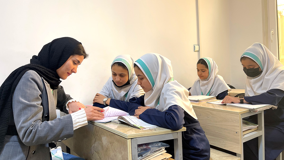 Khadija Kamalzadeh program at Raha Foundation