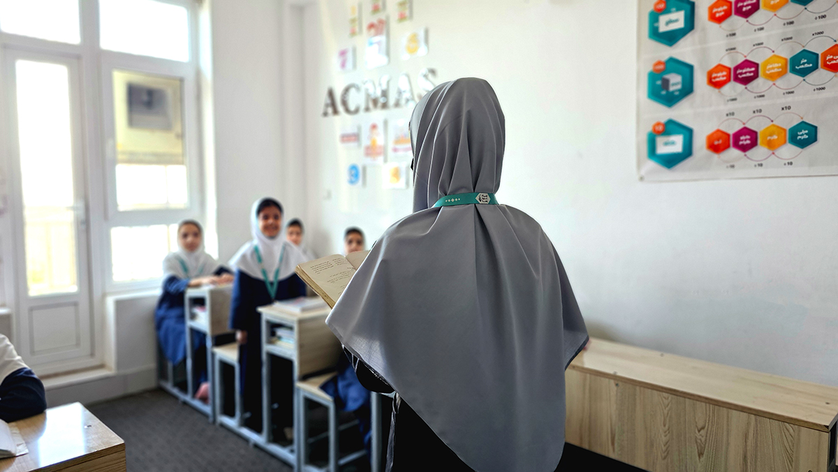 رویا امیری program at Raha Foundation