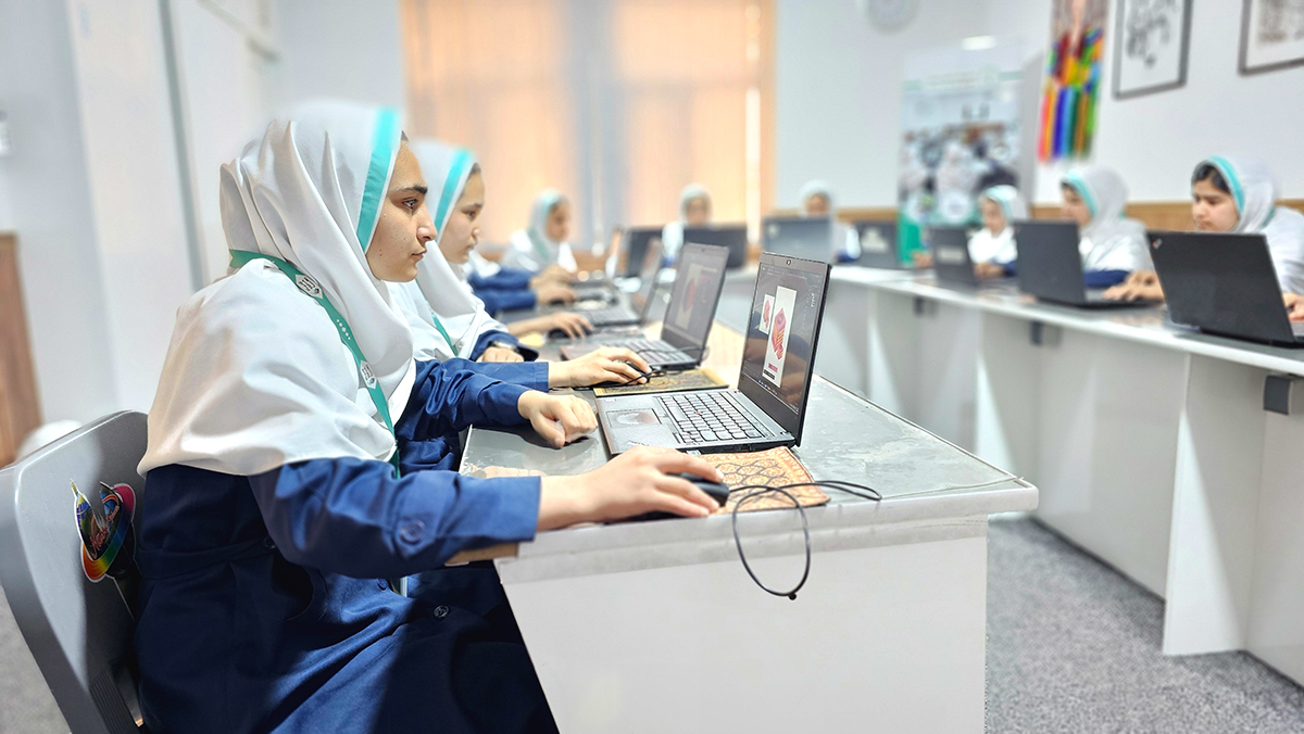 د کمپیوټر او ګرافیک مهارتونه program at Raha Foundation