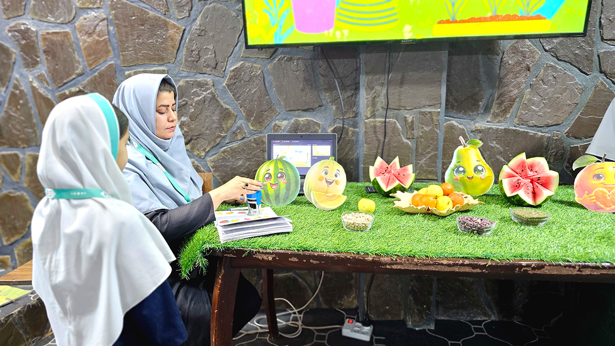 زرغونه محمدی program at Raha Foundation