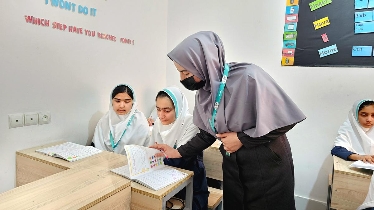 فهیمه مایار program at Raha Foundation