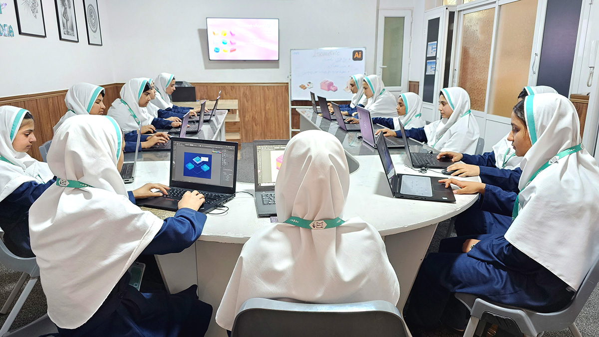 د کمپیوټر او ګرافیک مهارتونه program at Raha Foundation