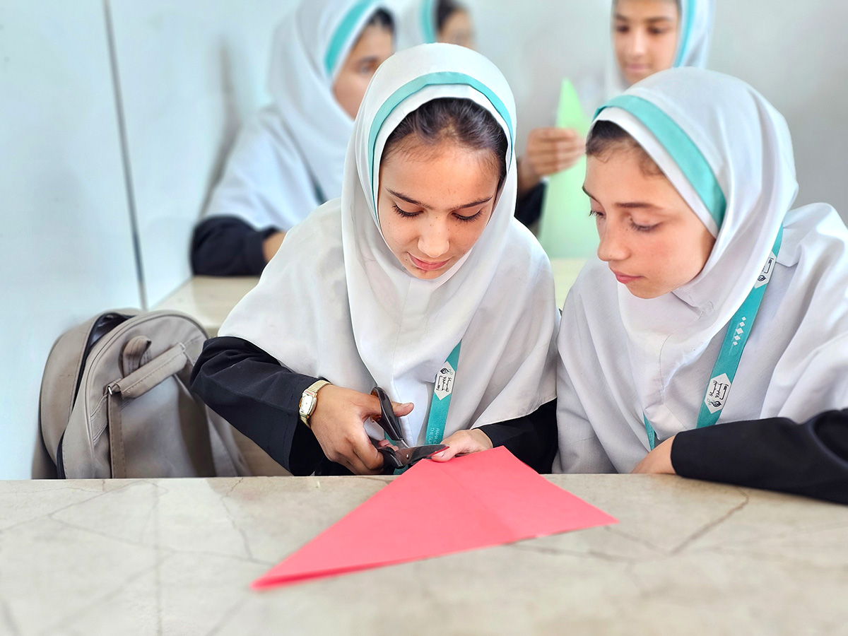 حمایت از کودکان کار program at Raha Foundation