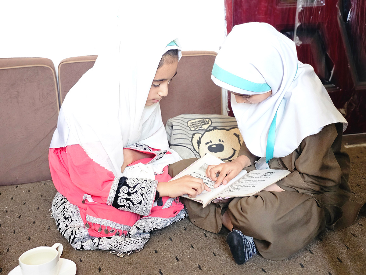 حمایت از کودکان کار program at Raha Foundation