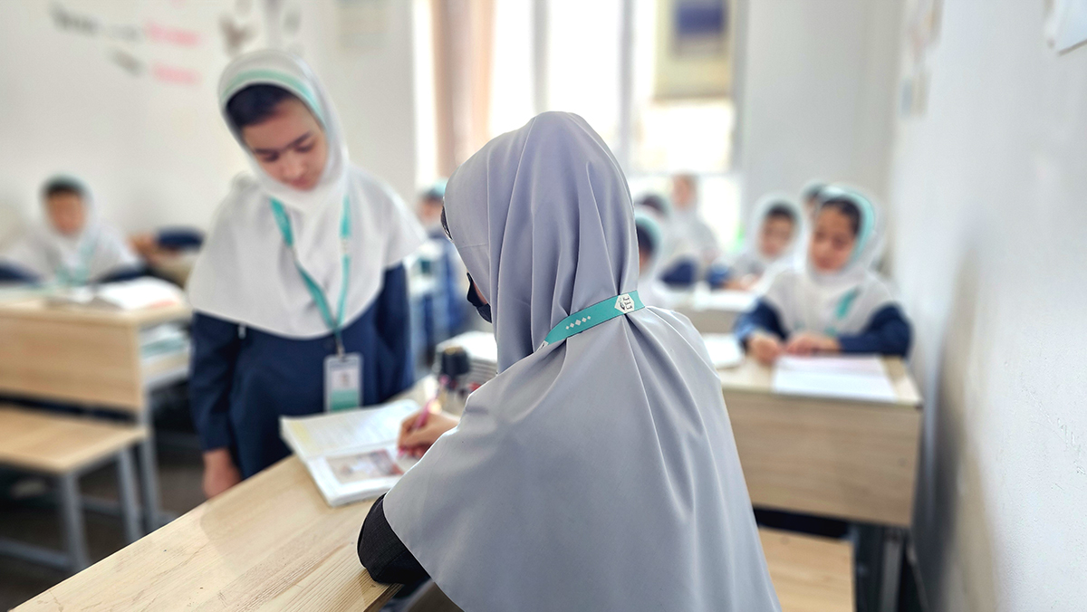 رویا امیری program at Raha Foundation